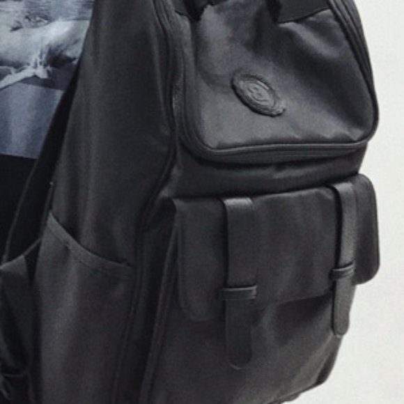 Large capacity travel backpack main image 3